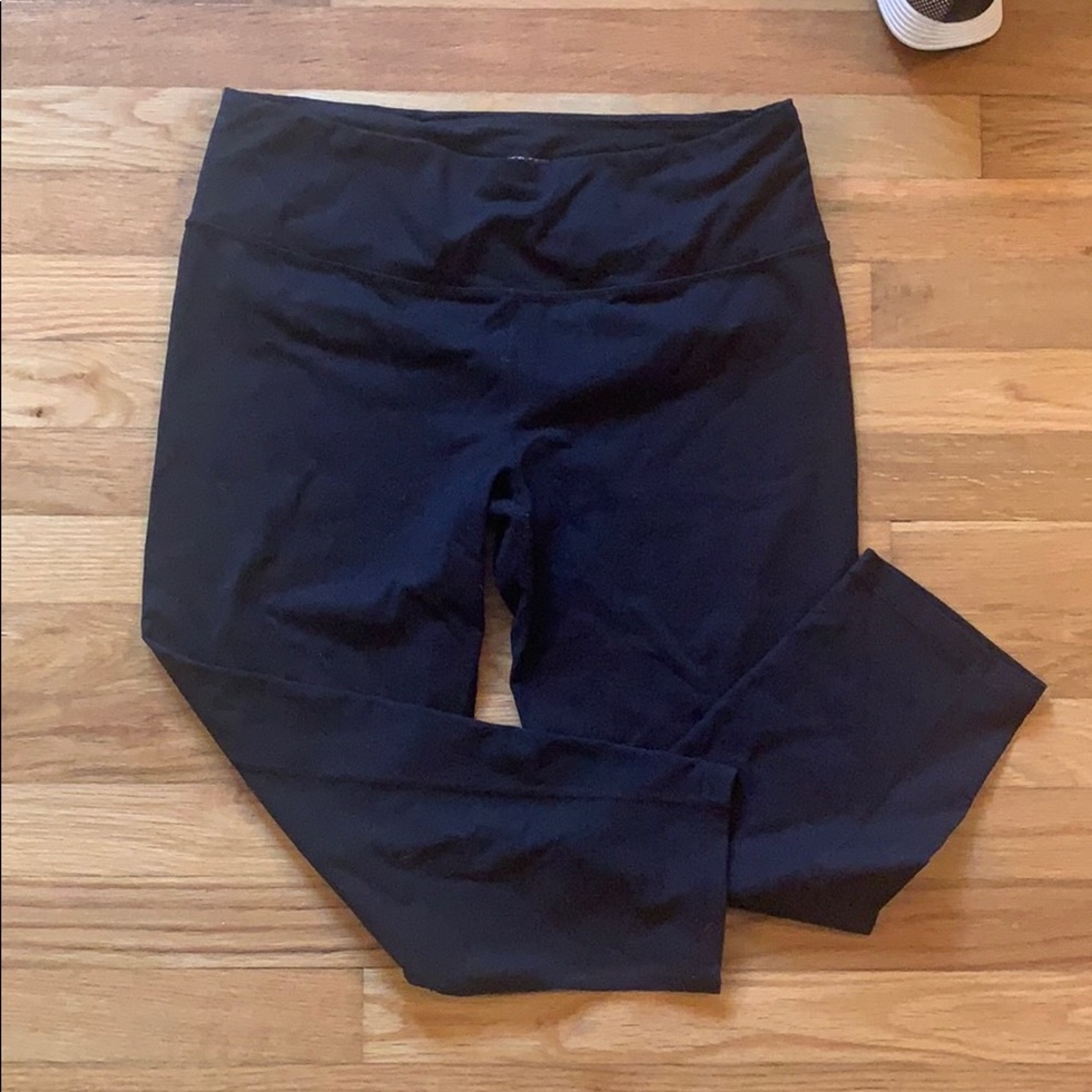 Victoria's Secret VSX Crop Knockout - black